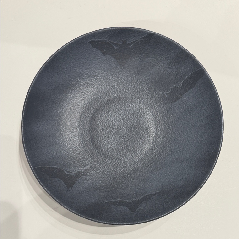 Mesa Brasil Halloween Matte Black Flying Bats Salad Bowl set of 4 -NEW